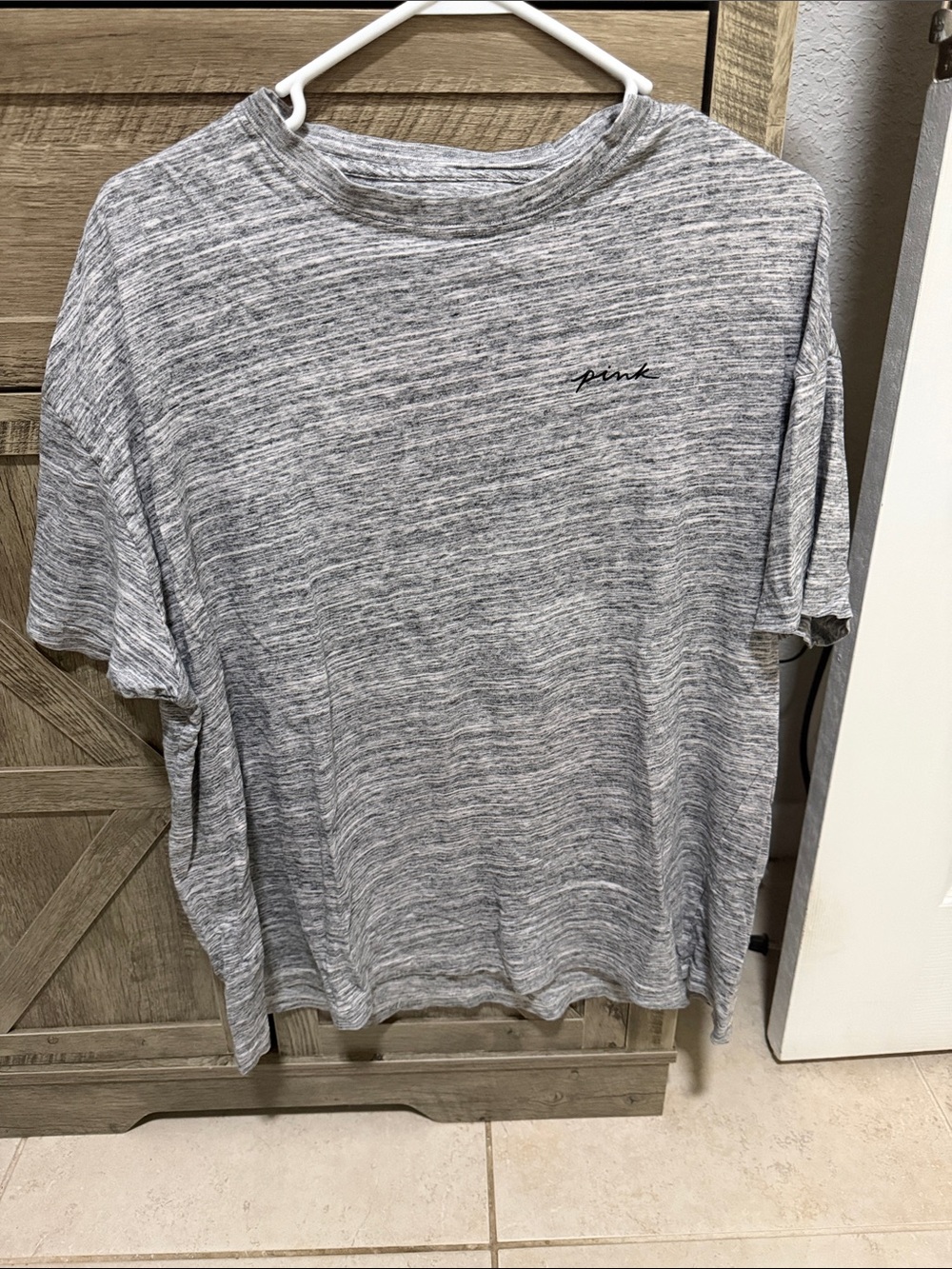 PINK Victoria's Secret Heather Gray Short Sleeve Tee with Chest Script